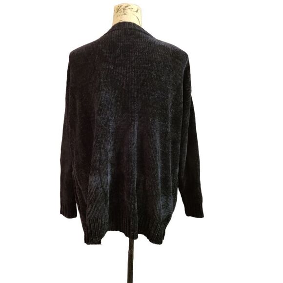 3 for $25 Dip Cardigan - Picture 2 of 12